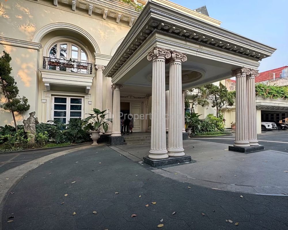 Jual Rumah Mewah Ada Kolam Renang Luas 2382 m2 Bangunan 2700 m2 di Pondok Indah, Rooftop View Golf Pondok Indah, Kebayoran Lama, Jakarta Selatan