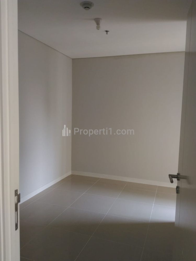 Disewakan Apartemen Madison Park Lokasi Dekat Mall, Tol, RS, Kampus - 2 BR Furnished