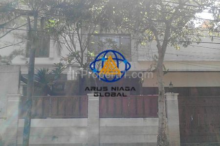 Dijual Perumahan di Kemang Timur, Jakarta Selatan, Sertifikat SHM Unfurnish