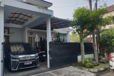 Dijual Rumah Hook Semi Furnish Komplek Batununggal Buah Batu Kota Bandung