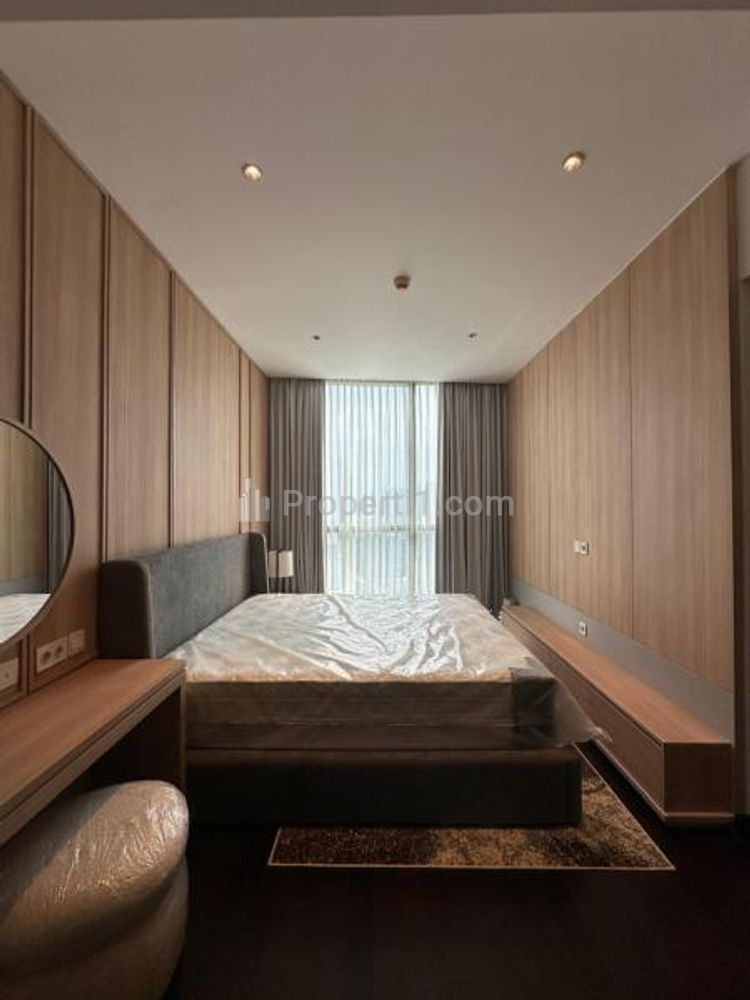 Sewa Apartemen Casa Domaine 3 BR + Balcony Full Furnished Brand New