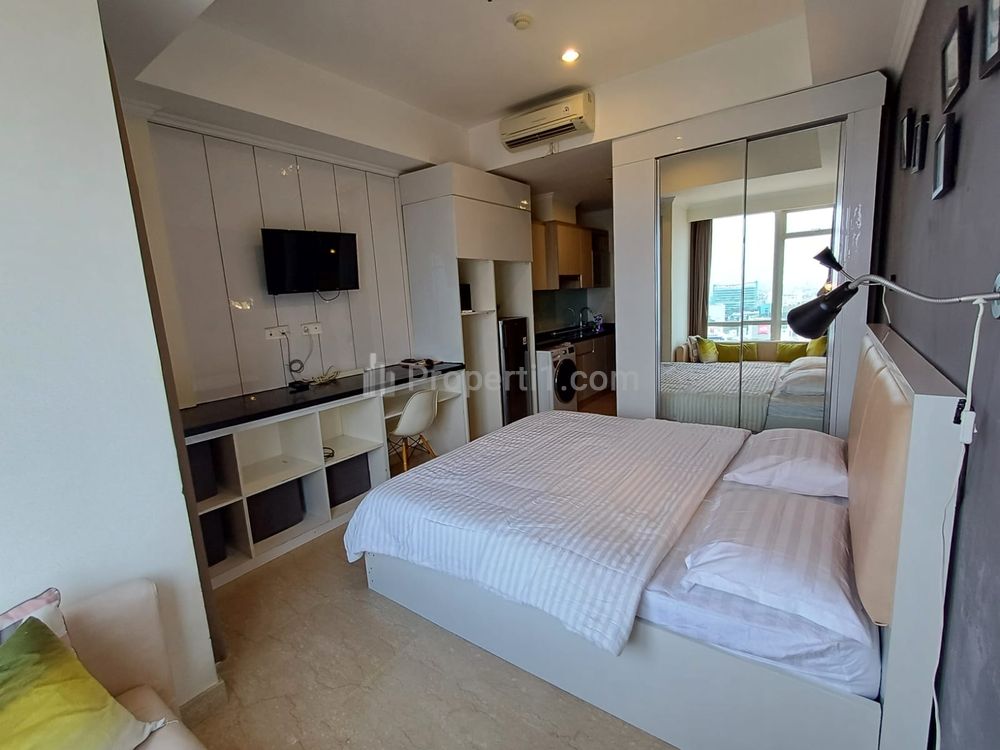 For Rent Apartemen Menteng Park Tipe Studio Fully Furnished, Dekat Taman Ismail Marzuki, RSCM, Bunda Hospital, dan Kampus UI Salemba
