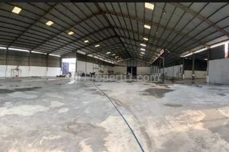 Dijual Gudang Luas 4.000 m2 di Jalan Kalianak, Surabaya