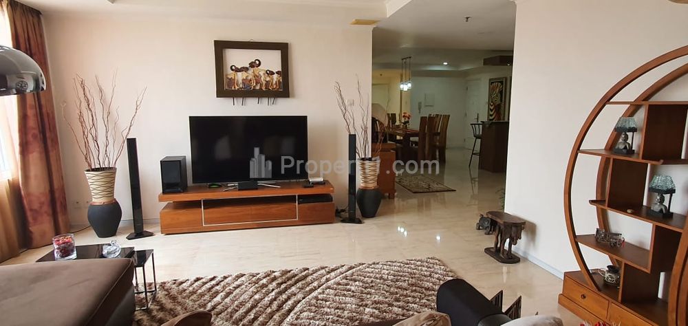Sewa Apartemen FX Residence Tipe 3+1 BR Good Furnished