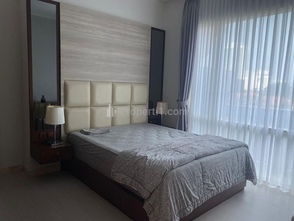 Disewakan Apartemen Senayan Residence Jakarta Selatan – 3 BR Full Furnished