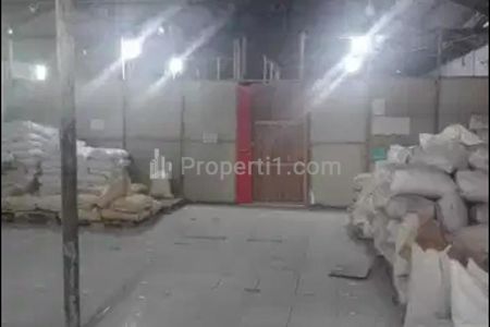 Dijual Gudang Luas 1.200 m2 di Raya Banten, Kota Serang