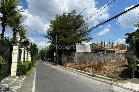 Jual Tanah Strategis Pinggir Jalan Padma Palagan Km 7 Yogyakarta Dekat HYATT, STIM YKPN, UGM
