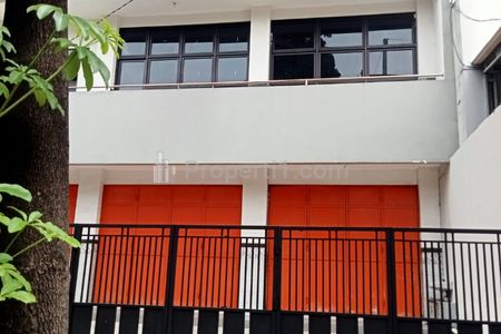 Disewakan Ruko 3 Lantai di Raya Perak Timur, Surabaya