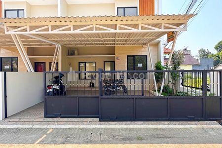 Jual Rumah Baru Eksklusif 2 Lantai Siap Huni Lokasi Strategis di Jatiasih Kota Bekasi