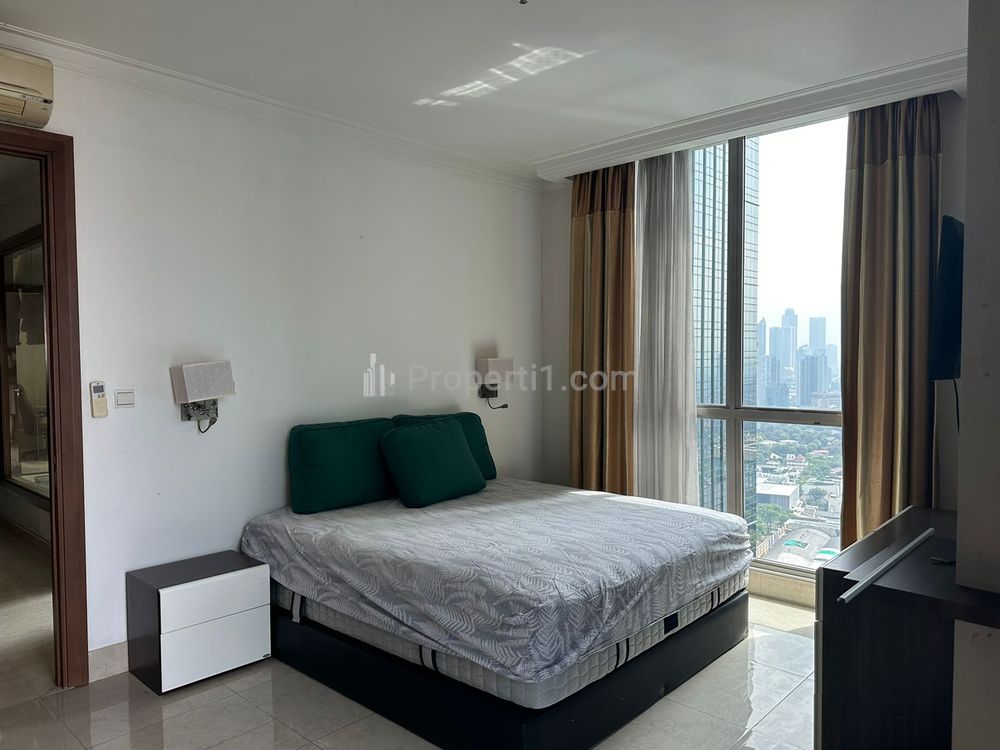 Sewa Apartemen Residence 8 Senopati Lantai Tinggi 2BR Fully Furnished