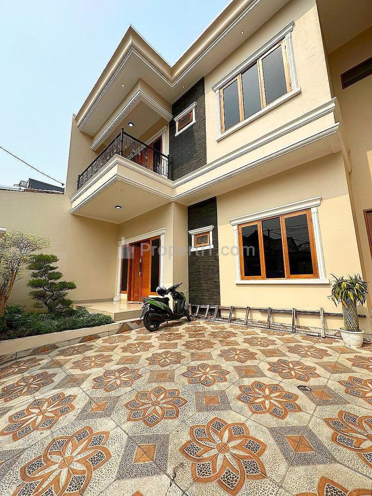 Jual Rumah Baru Dalam Cluster Dekat Pusat Perkantoran di Pemuda, Rawamangun, Jakarta Timur