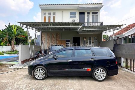 Dijual Rumah Secondary Luas dan Nyaman Lokasi Strategis di Kodau Pondok Melati Kota Bekasi