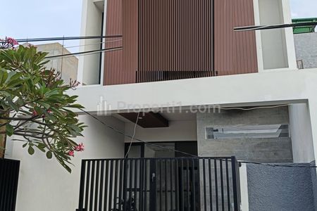 Rumah Dijual di Mulyosari Tengah Mulyorejo Surabaya Timur New Gress