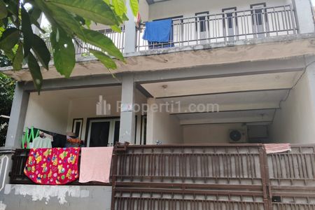 Jual Rumah Pribadi 1 1/2 Lantai di Cibubur, Bekasi, Jawa Barat