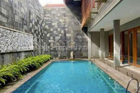 Disewakan Rumah di Area Menteng Jakarta Pusat STD267