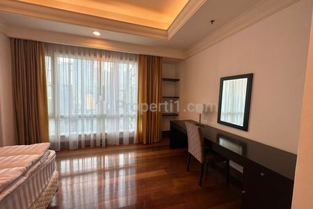 Sewa Apartemen SCBD Suites Jakarta Selatan - 3+1 BR Furnished