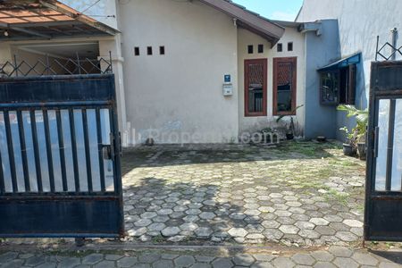 Dijual Rumah dan Kebun Dekat Universitas Nasional PASIM Bandung