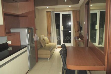 Sewa Apartemen Puri Park View Dekat Lippo Mall Puri - 2 BR Furnished