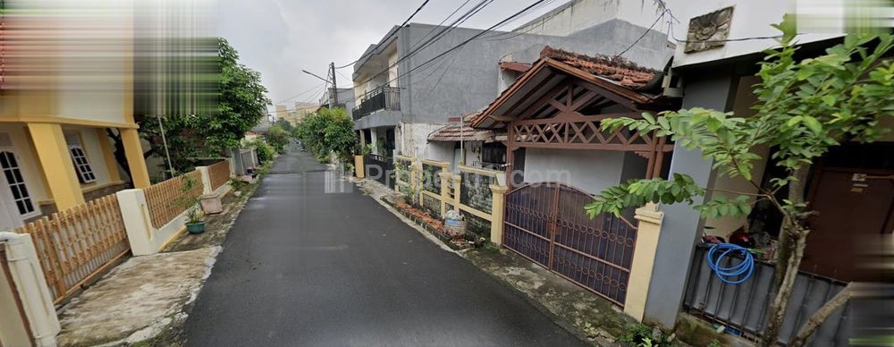 Dijual Rumah Komplek Lama Strategis di Pusat BSD, di Perumahan Pondok Jagung, Serpong Utara, Banten