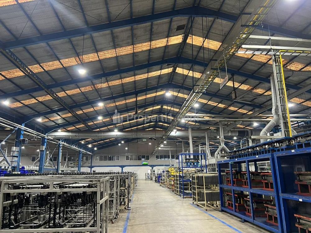 Jual  Nego Gudang HGB Luas 9720 m2 Bangunan 5952 m2, Siap Pakai di Kawasan Industri Delta Silicon, Cikarang, Bekasi, Jawa Barat