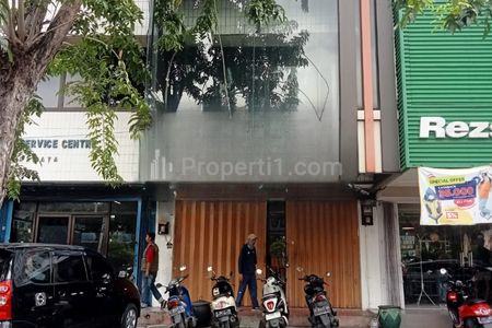 Dijual Ruko 3 Lantai Strategis di Raya Ngagel Jaya Selatan, Surabaya