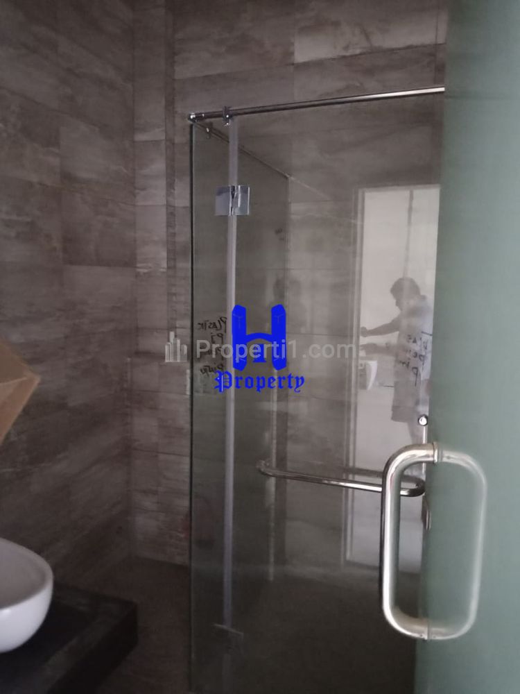 Dijual Rumah Siap Huni di Komplek Graha Metropolitan Cluster Sophie Suite