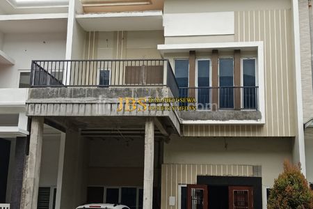 Jual Rumah 2,5 Tingkat di Komplek Graha Metropolitan Medan Cluster Sophie Suite