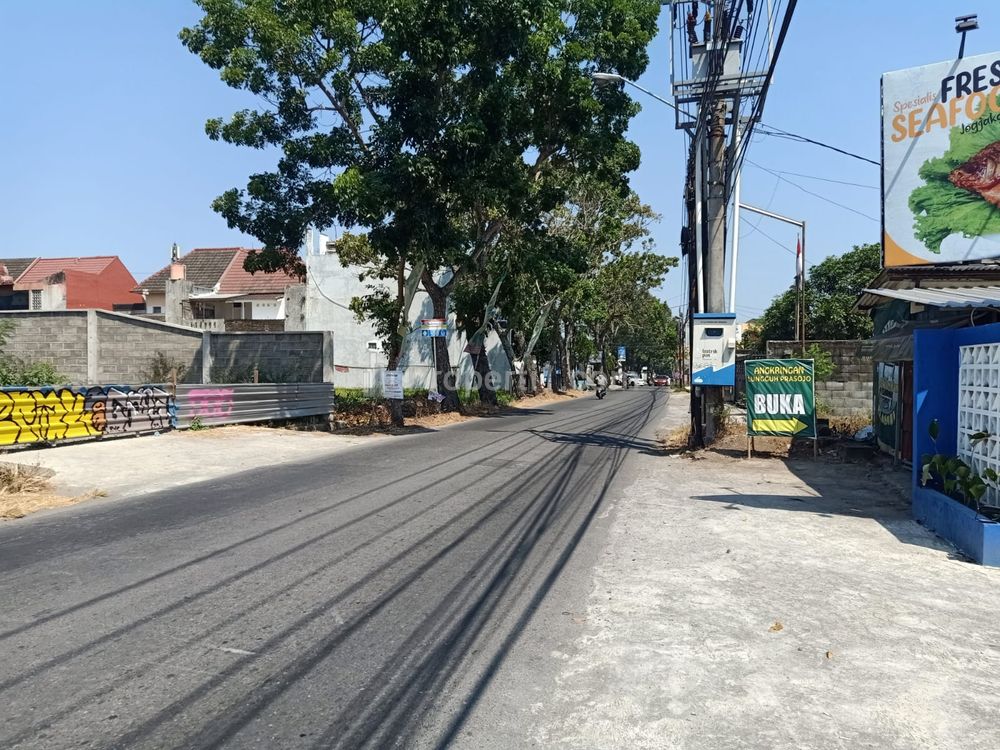 Dijual Tanah Bagus Strategis Pinggir Jalan Kabupaten Trihanggo Yogyakarta