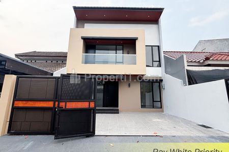 Dijual Rumah Brand New Minimalis Modern Minimalis di BSD, Tangerang Selatan