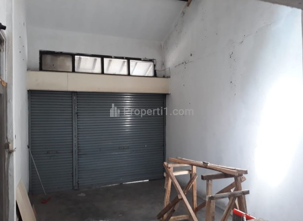 Jual Rumah SHM Strategis di Sayap Pasteur Bandung