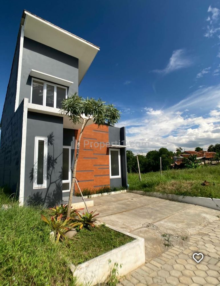 Dijual Rumah 1.5 Lantai Dekat Stasiun Cilebut, Toll Yasmin, Bukit Cimanggu City, Bebas Banjir
