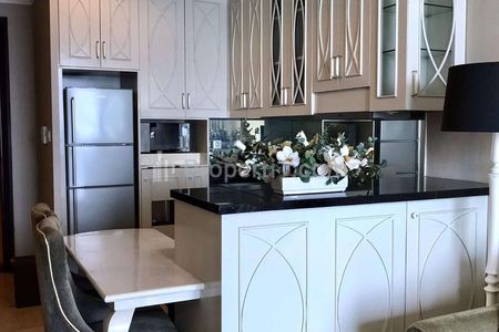 FOR RENT Apartment Residence 8 Senopati Kebayoran Baru Sudirman SCBD - 1BR Furnished Close to Ashta Mall MRT Busway