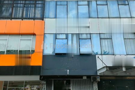 Dijual Ruko Komplek Strategis di Rawamangun, Pulo Gadung, Jakarta Timur