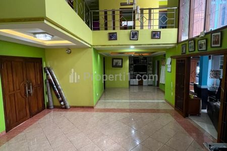 Jual Rumah & Kost Aktif Bagus 2 Lantai Strategis di Sarijadi Bandung