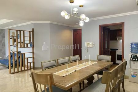 Sewa Apartemen Kusuma Chandra SCBD 3+1BR Furnished