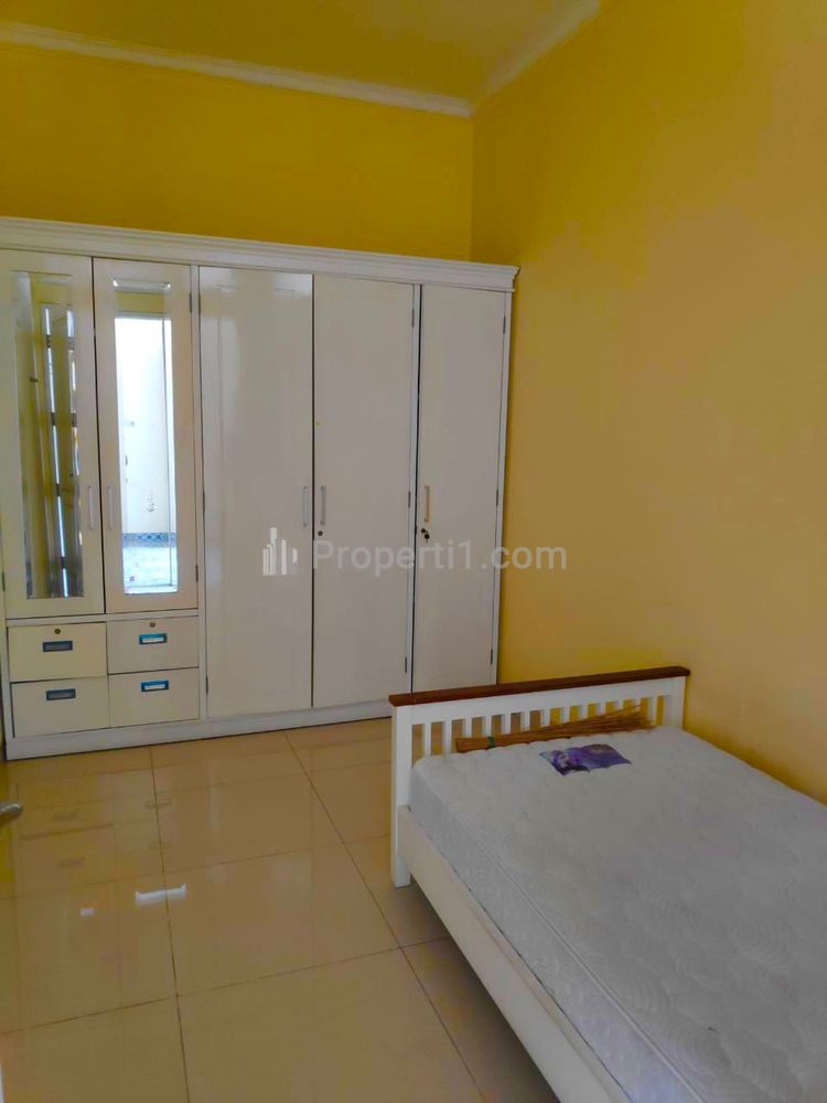Dijual Rumah Semi Modern dengan Lokasi Strategis di Pejaten Jakarta Selatan