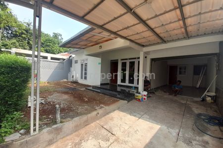 Sewa Rumah Cluster Murah Siap Huni 4 BR di Pejaten Barat, Pasar Minggu, Jakarta Selatan