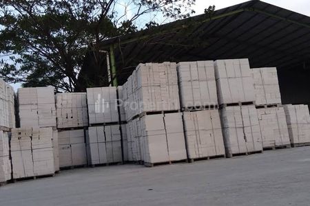 Dijual Tanah Bangunan Pabrik di Raya Bandung, Kabupaten Cianjur
