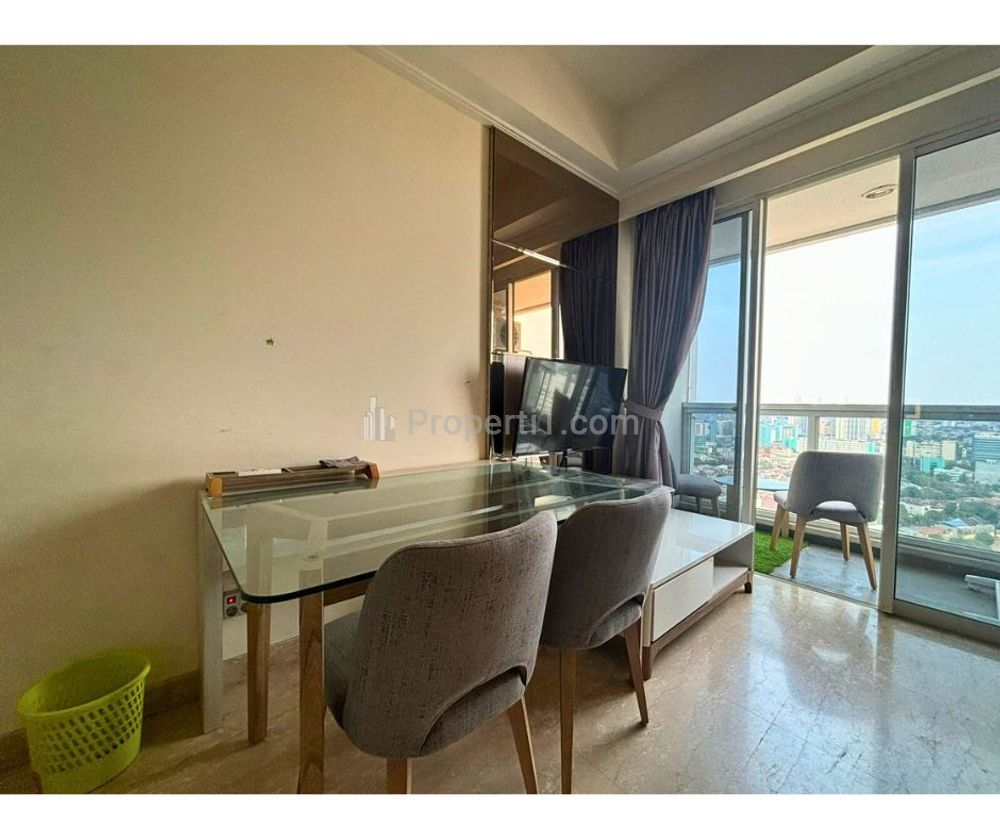 Jual Apartemen Menteng Park Tower Emerald di Jakarta Pusat - 2BR Full Furnished
