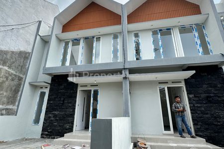 Dijual Rumah Joyogrand Proses Finishing (Ada Balkon) di Malang