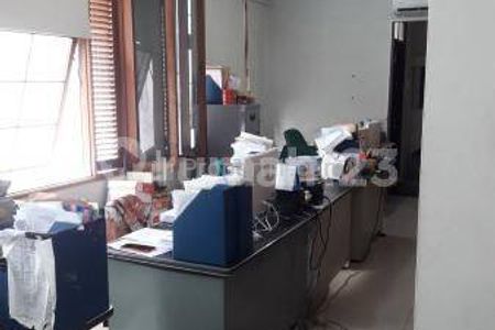 Jual Gedung 5 Lantai Strategis di Pecenongan, Jakarta Pusat