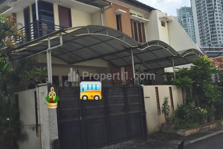 Dijual Single House 6 Kamar Tidur di Setiabudi Jakarta Selatan