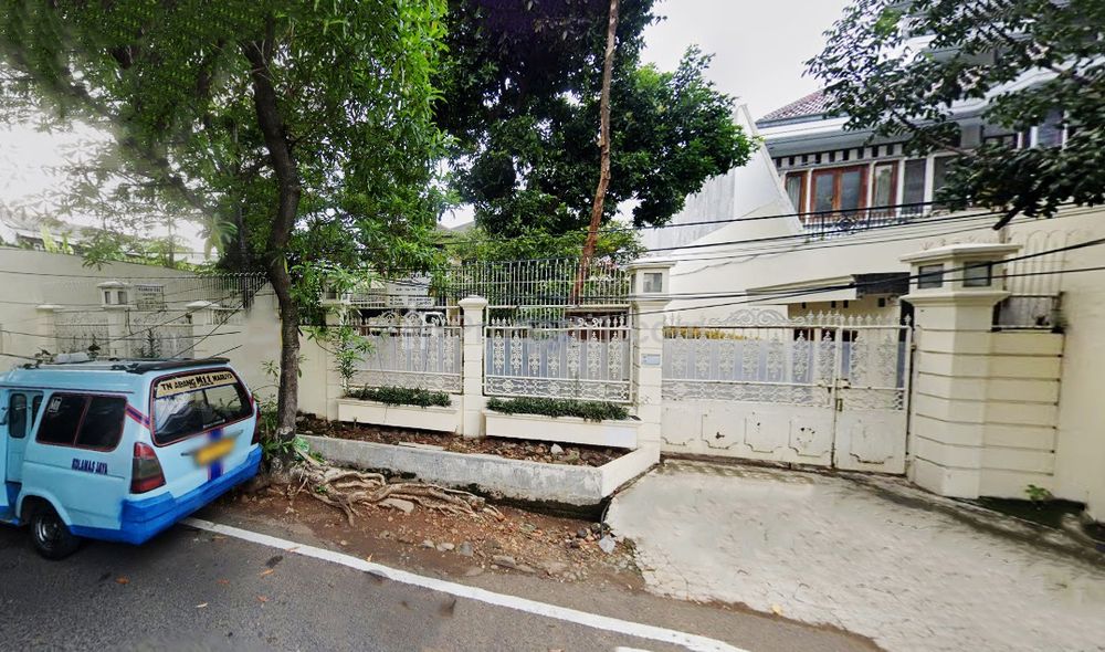 Rumah Dijual di Kebon Jeruk Dekat Mall Taman Anggrek, Mall Puri Indah, Mall Central Park, BINUS Anggrek, RS Anggrek Mas, RS Siloam, Jakarta Barat