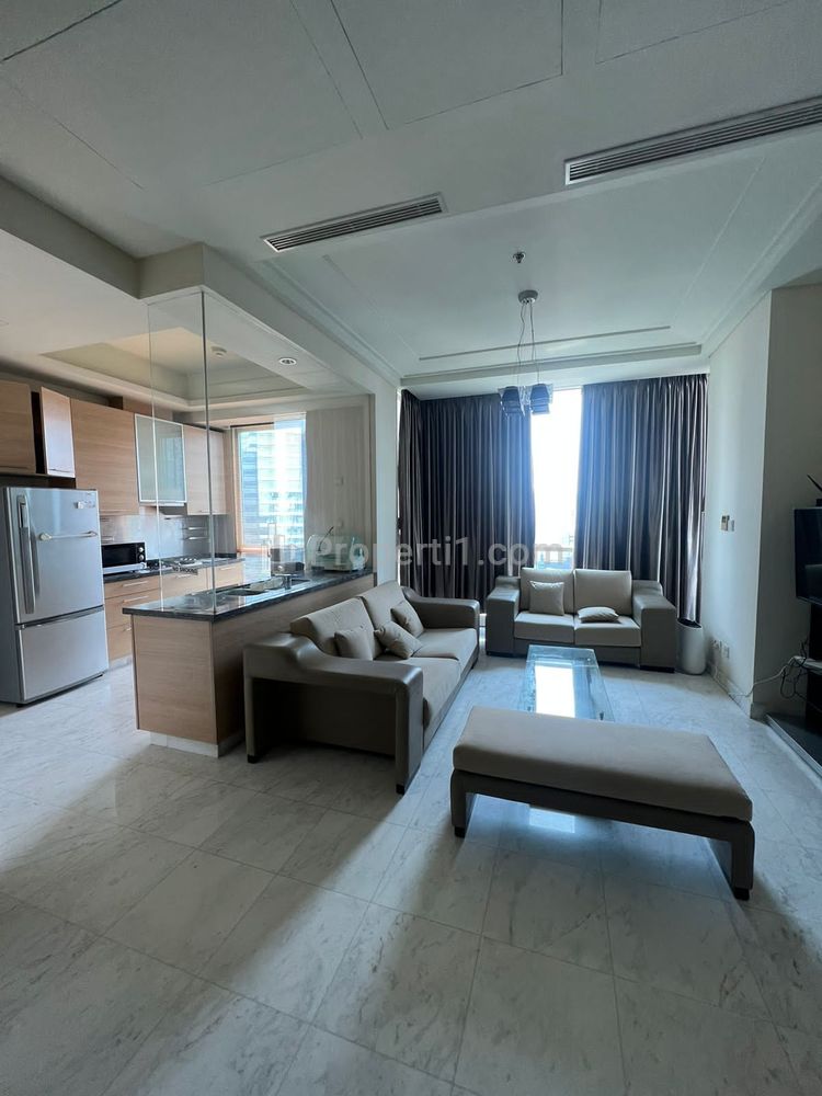 Dijual Apartemen The Peak Sudirman 3+1 BR Dekat dengan MRT Full Furnished