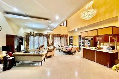 Dijual Rumah Mewah 7 Kamar Tidur di Menteng Jakarta Pusat