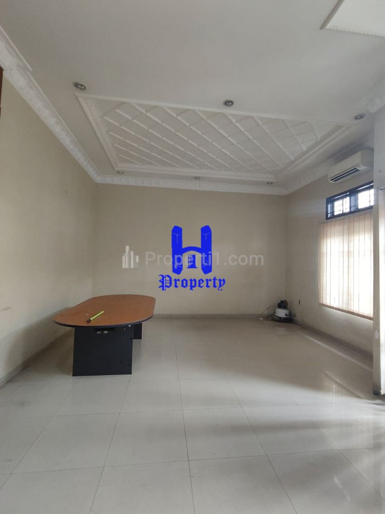 Jual Rumah 2,5 Tingkat di Komplek Cemara Asri Medan Jalan Katalia