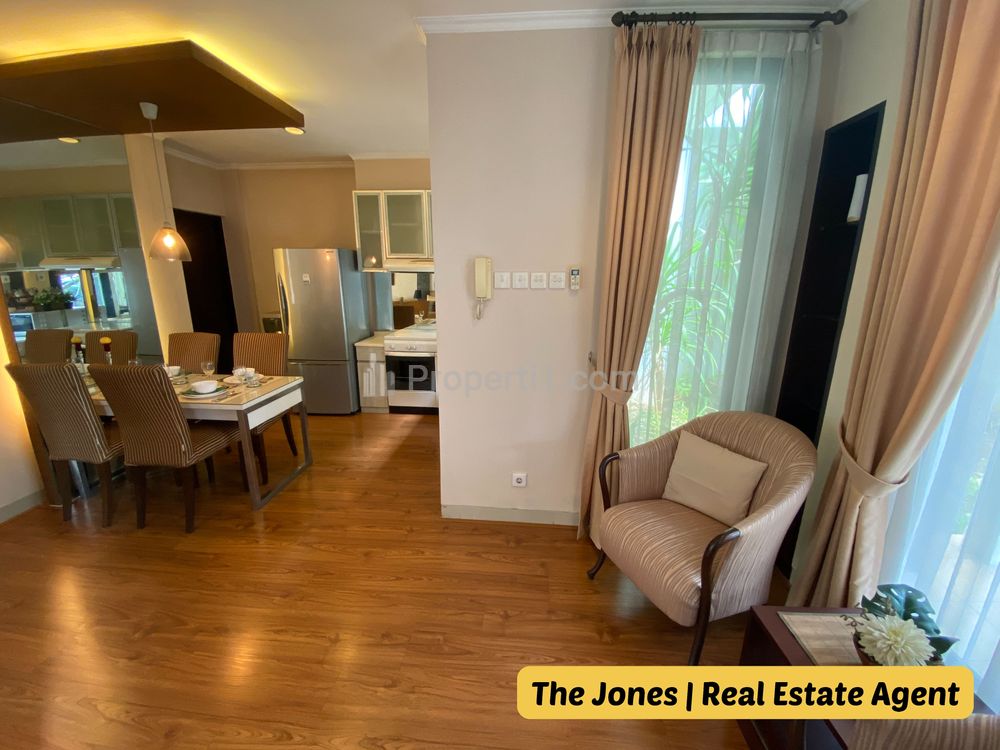 Disewakan Apartemen Cosmo Park Jakarta Residences Thamrin City - 3+1 Bedroom Full Furnished Dekat, dengan Grand Indonesia