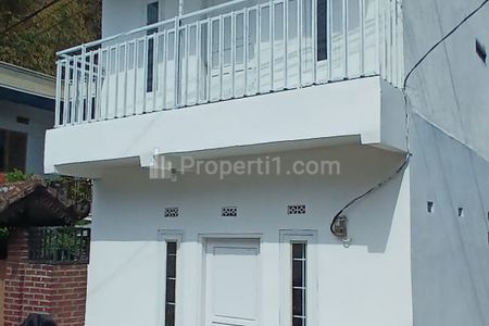 Jual Cepat Rumah 2 Lantai Akses Mobil Termurah di Kamarung Cimahi