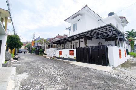 Dijual Rumah 2 Lantai di Jalan Bendungan Palasari, Kota Malang