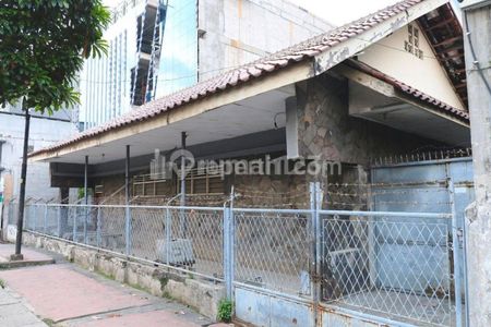 Jual Rumah Tua Kosong di Gunung Sahari Utara Pusat Kota Jakarta